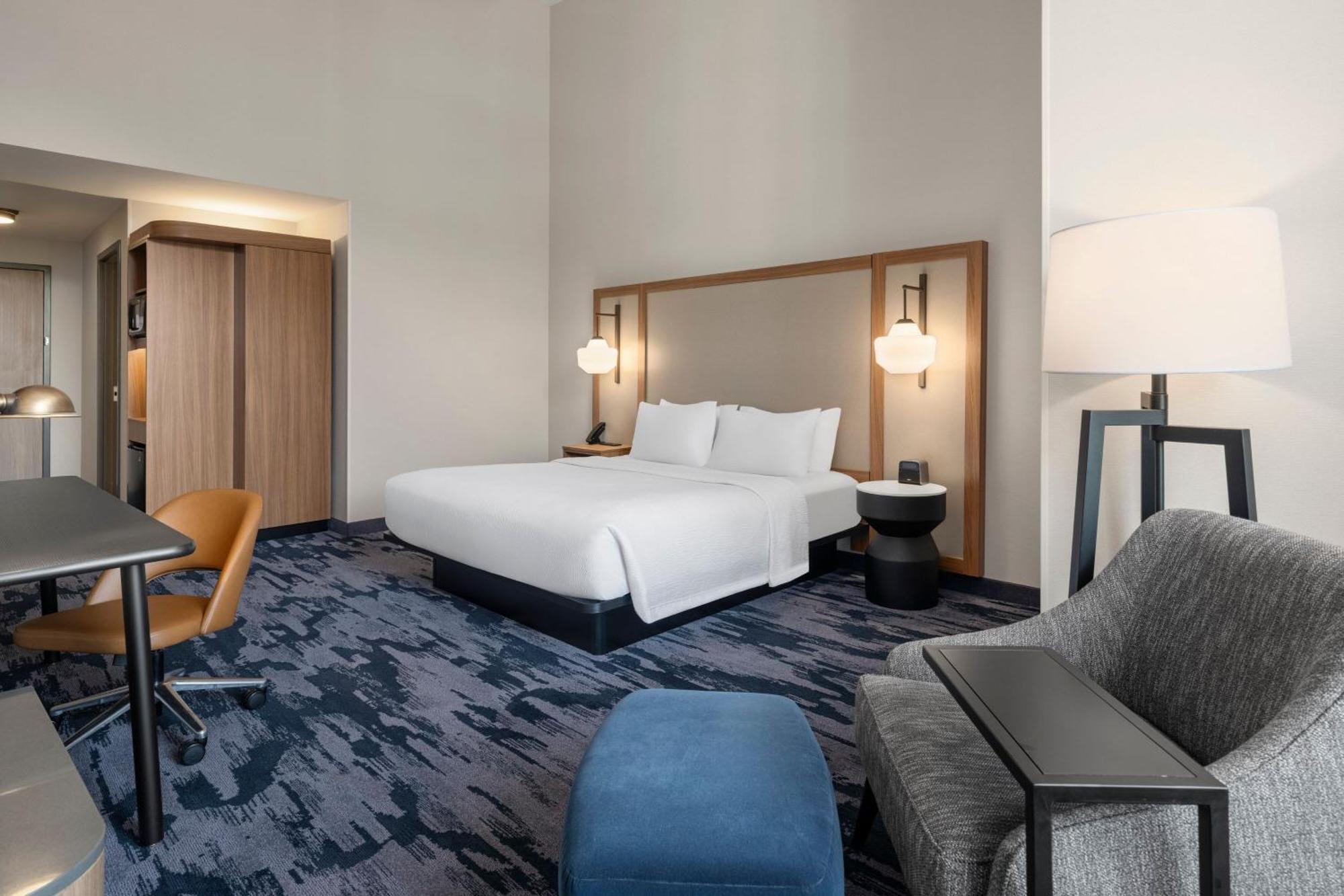 Fairfield Inn & Suites Madison Historic Eagle Cotton Mill Buitenkant foto